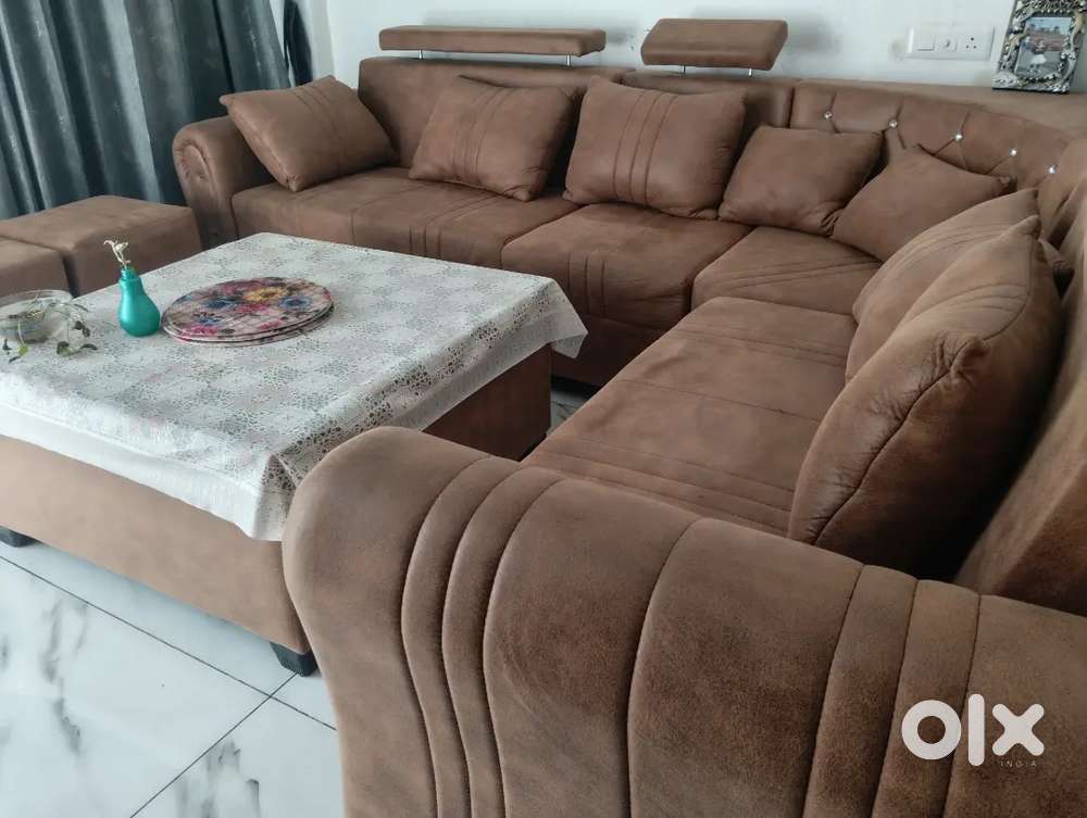 Sofa set with Center Table