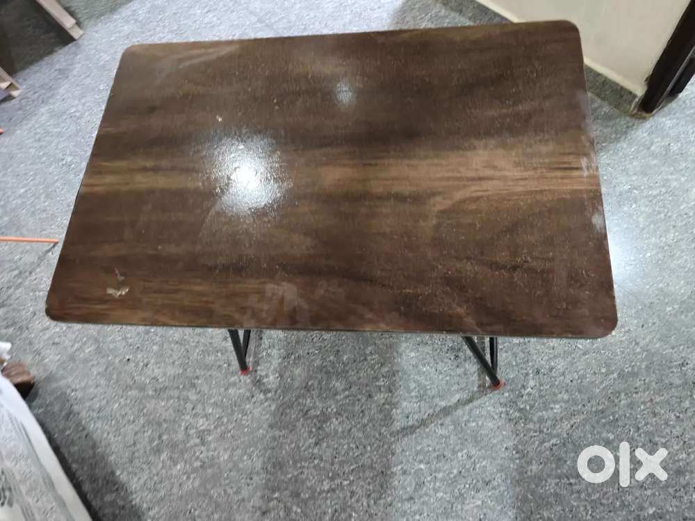 Office table