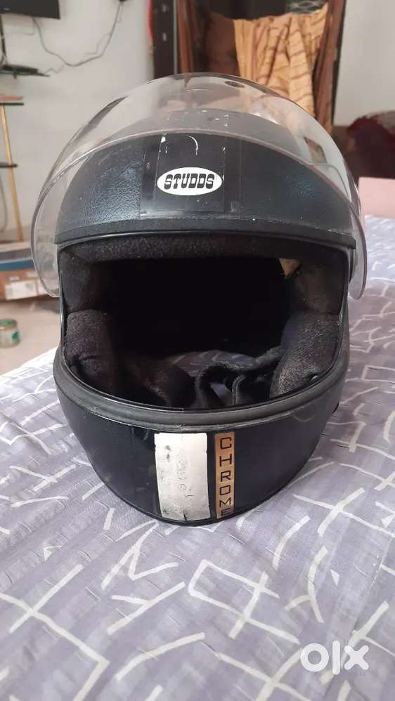 Helmet studos brand