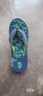 Mcr chappals