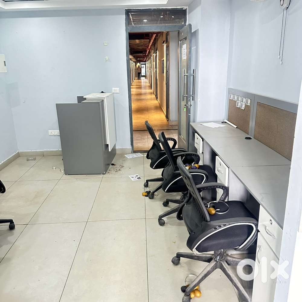555 sq ft -  Furnished Office Space