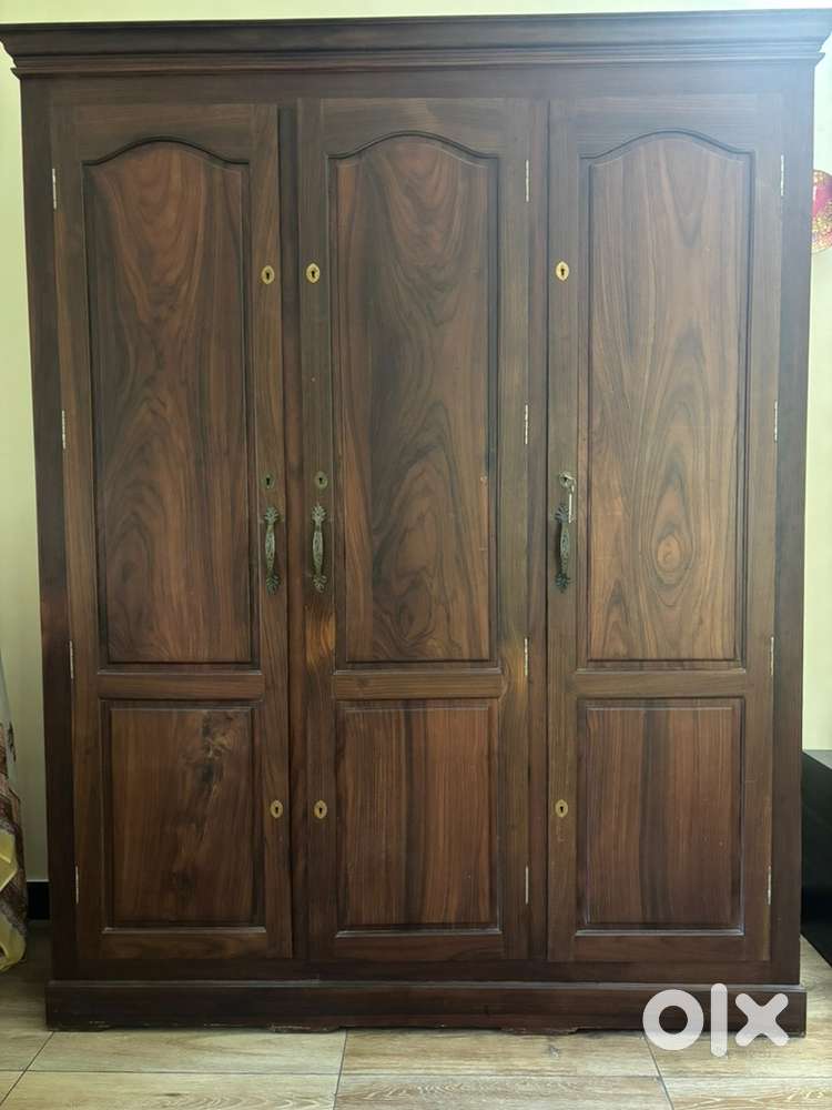 4 door wardrobe