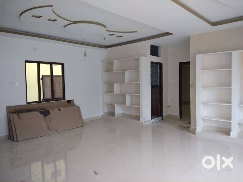 1250 Sft East facing available Gated Community