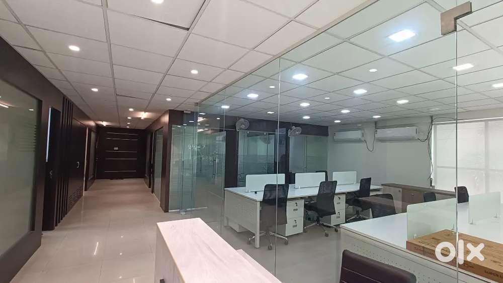 15 seaters 5 cabin 1 conference plag n Play office space for rent