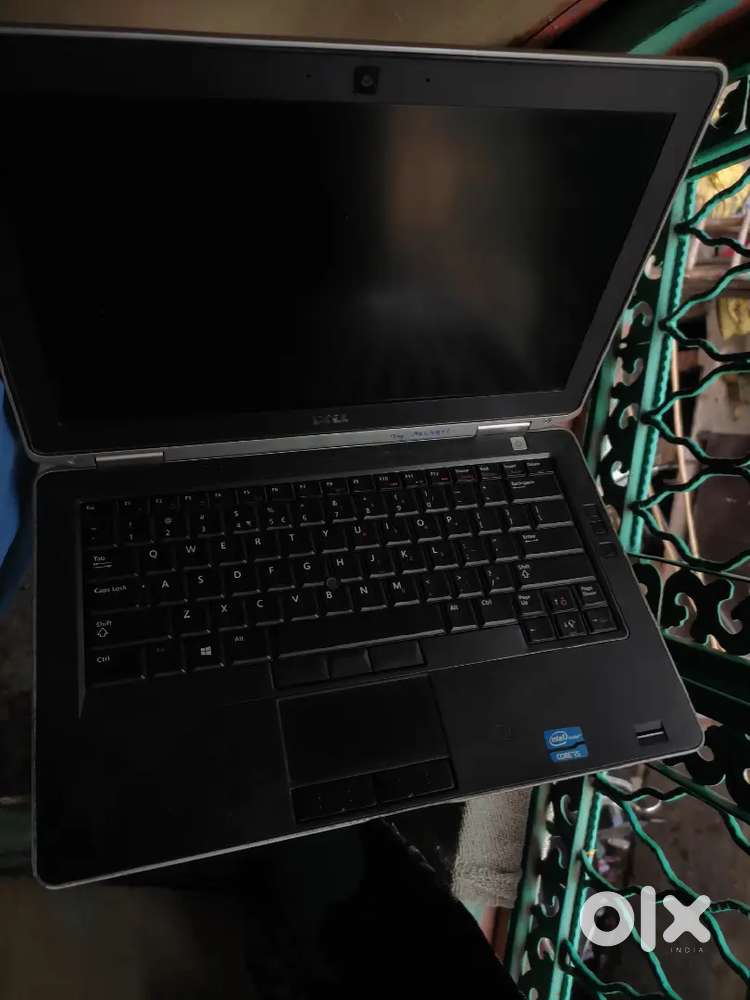 Dell Latitude E6330 13.3 LED Intel Core i5