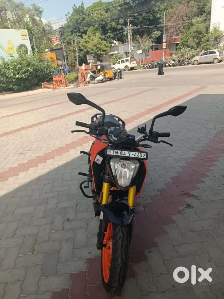 KTM DUKE 200