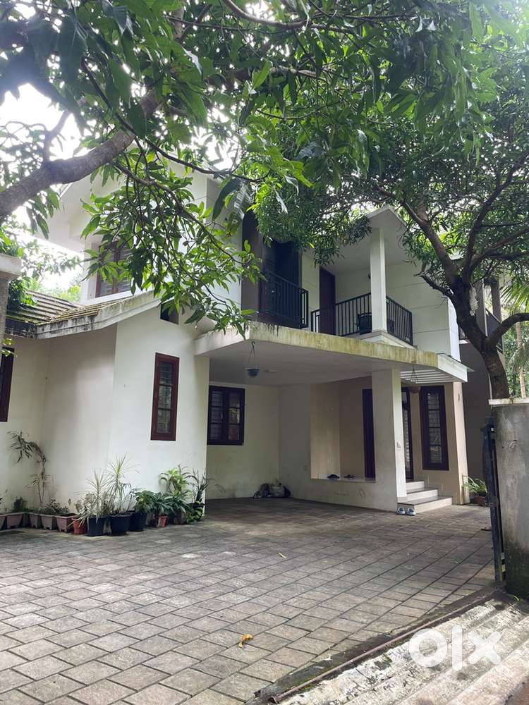 4 share & 2share are available for ladies