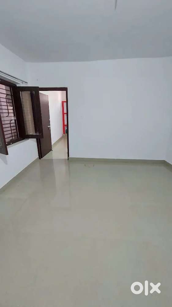 1bhk & 1rk aviable