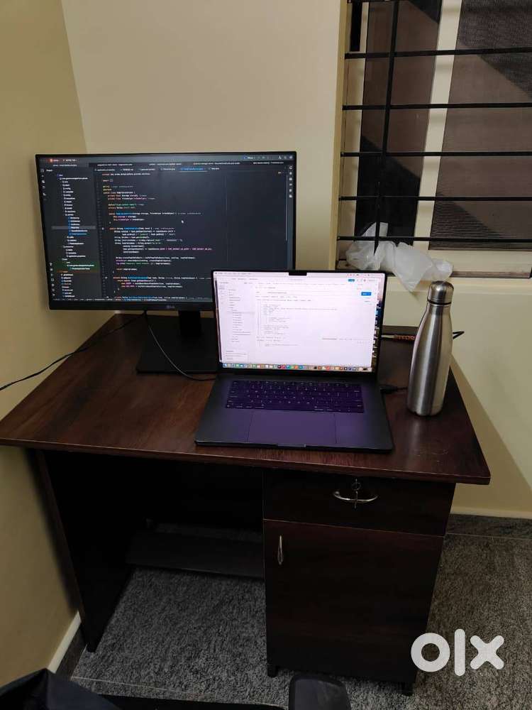 24 LG Monitor for Sale