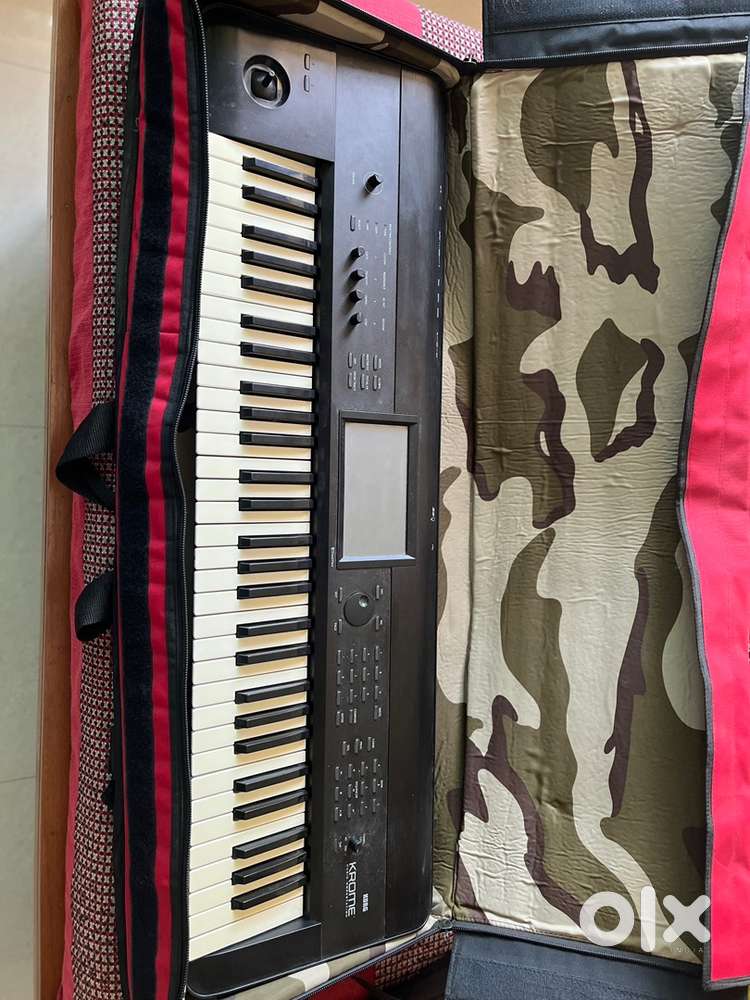 Korg krome Keyboard synthesizer