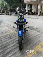 Bajaj avenger 220