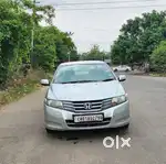 Army offr Honda City 2011 Petrol 107000 Km Ecellent condition