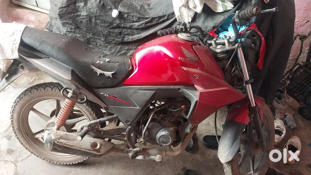 CB Twister ( 11000 rs. )