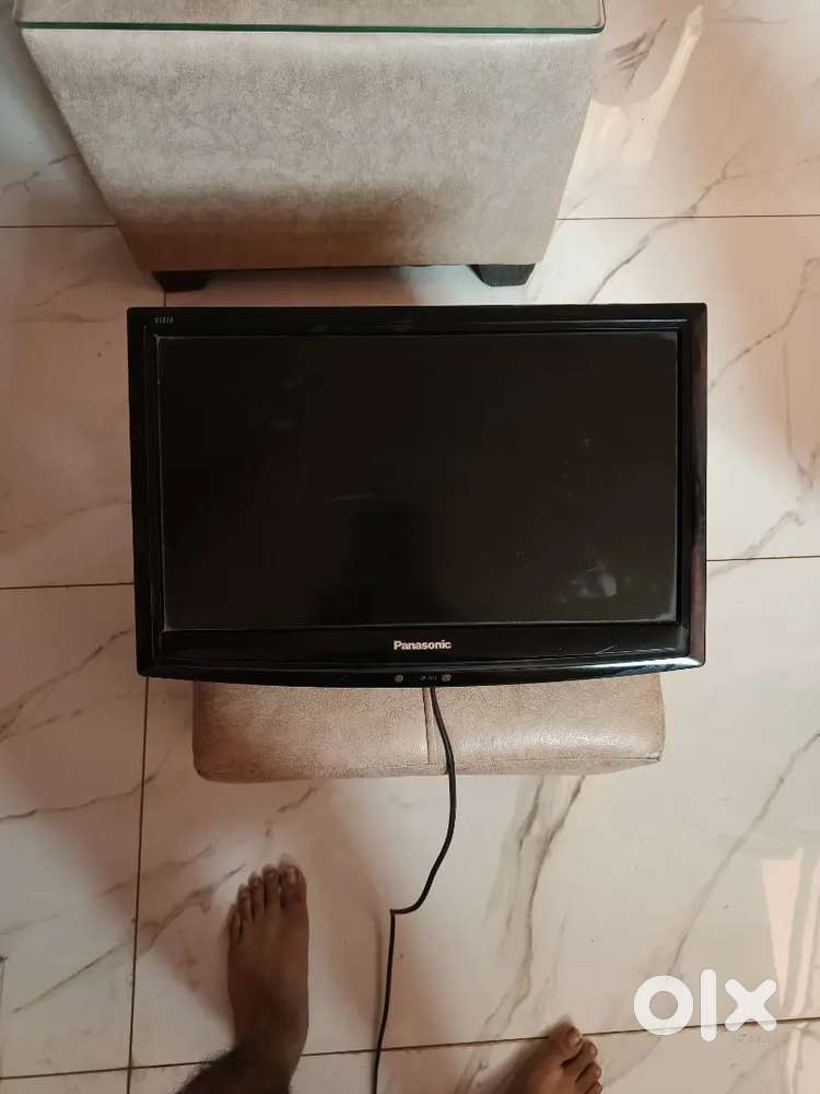 Panasonic LCD TV  22inches Working condition