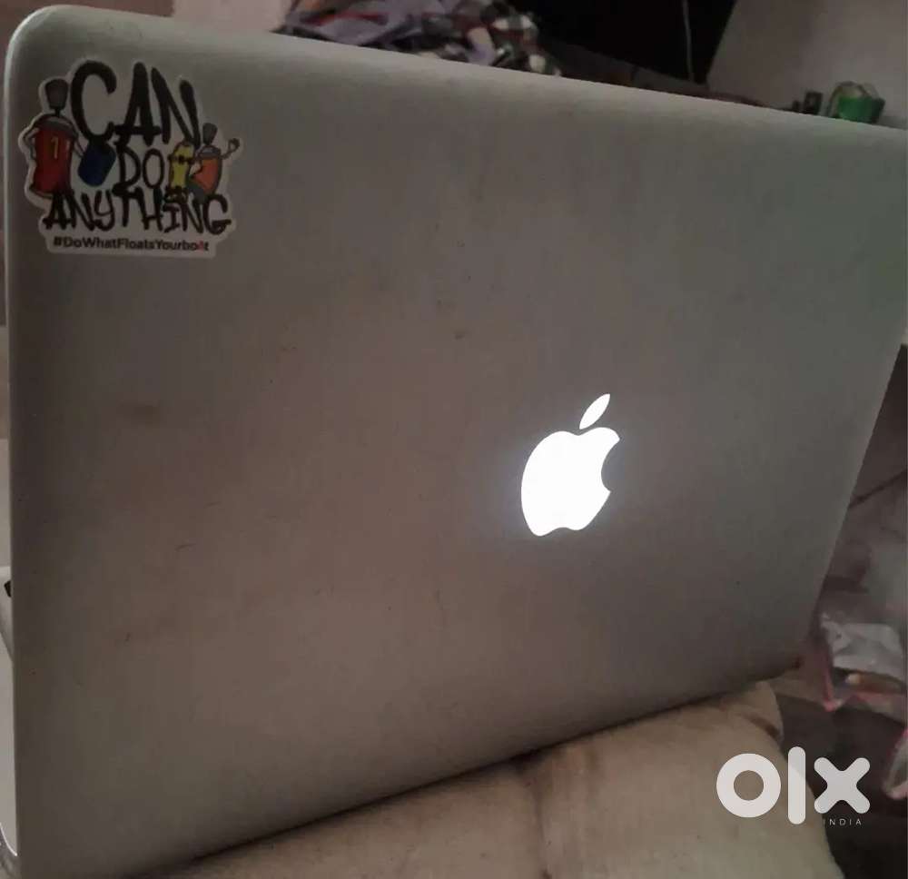 MACBOOK PRO