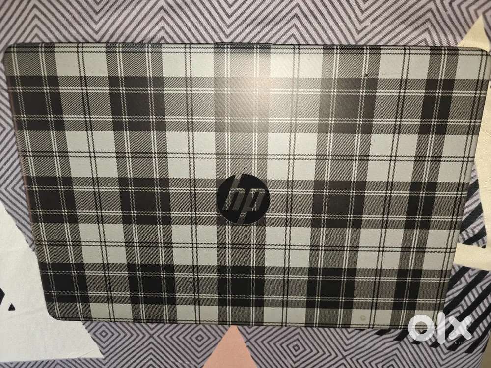 Hp 15s Laptop (Jet Black) in excellent condition