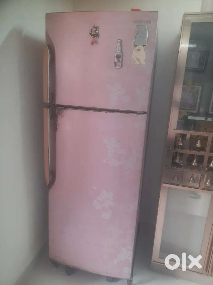 Samsung double door 240 ltr fridge