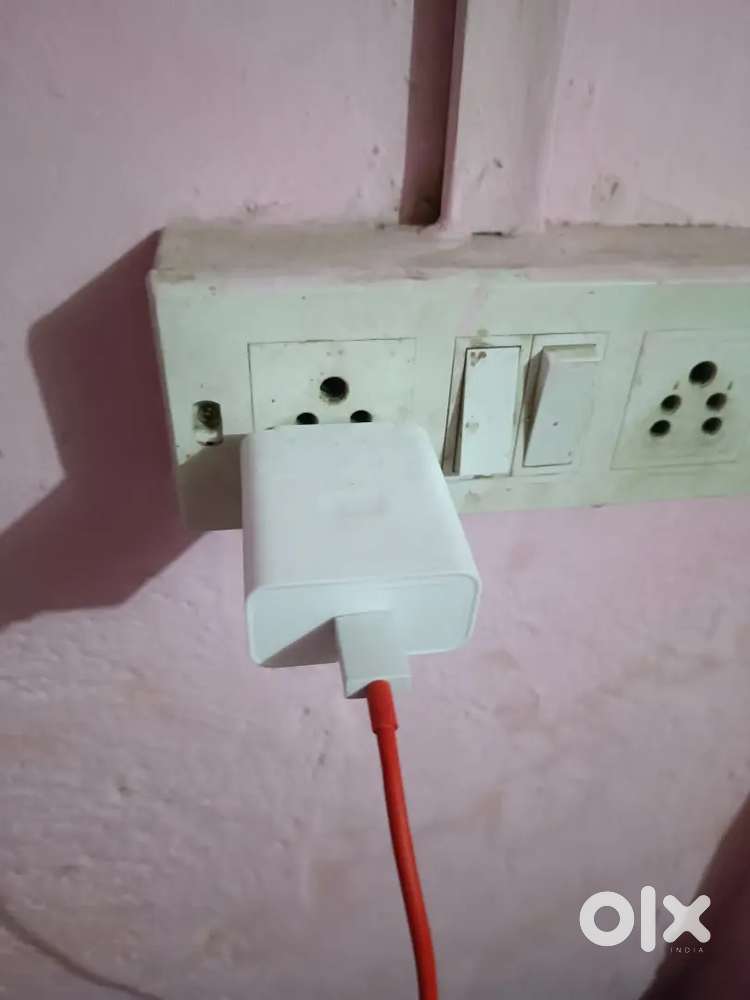 Oneplus mobile charger