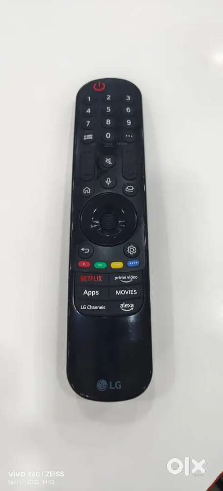 32 inches tv with four years full warranty only one month tv Smart tv