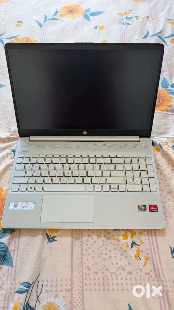 HP Laptop 15s, AMD Ryzen 3 5300U, 15.6 inch, AMD CPU and GPU, 512GBSSD