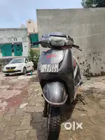 Excellent and working condition activa on sale (grey)