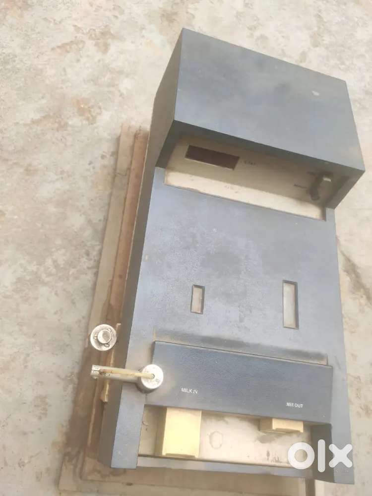Milk Fent machine full working and good condition