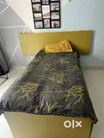 King size foldable bed