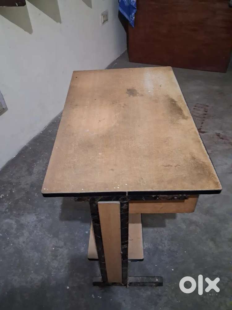 Computer Table