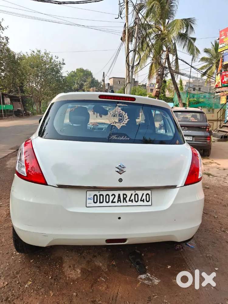 Maruti Suzuki Swift 2018 Petrol 65000 Km Driven