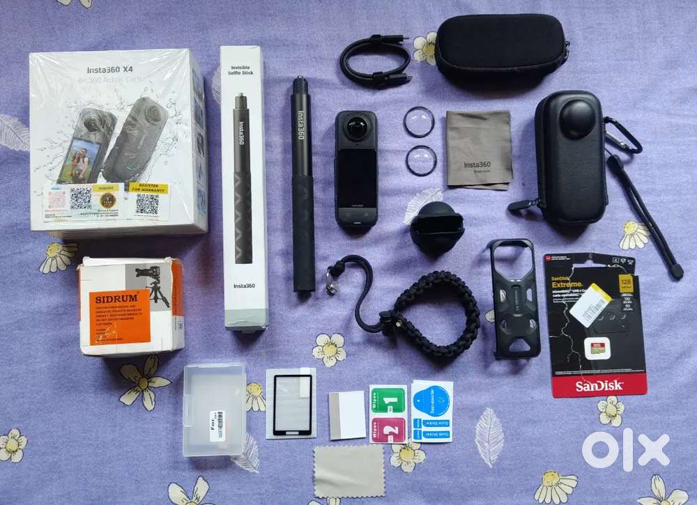 Insta360 x4 camara full accessory kit with 128gb memory card