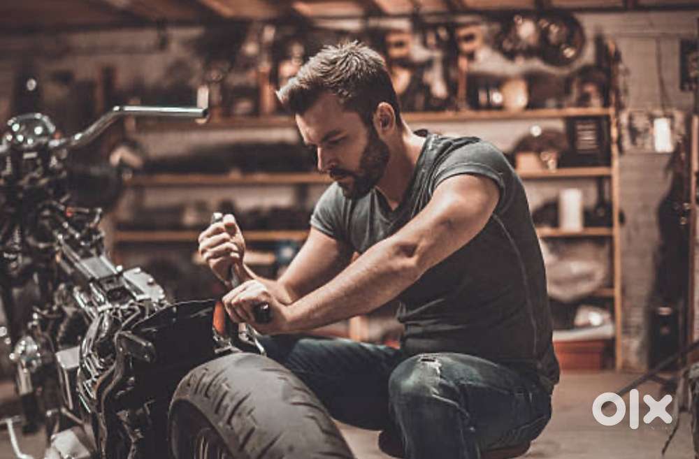 We need bike mechanics