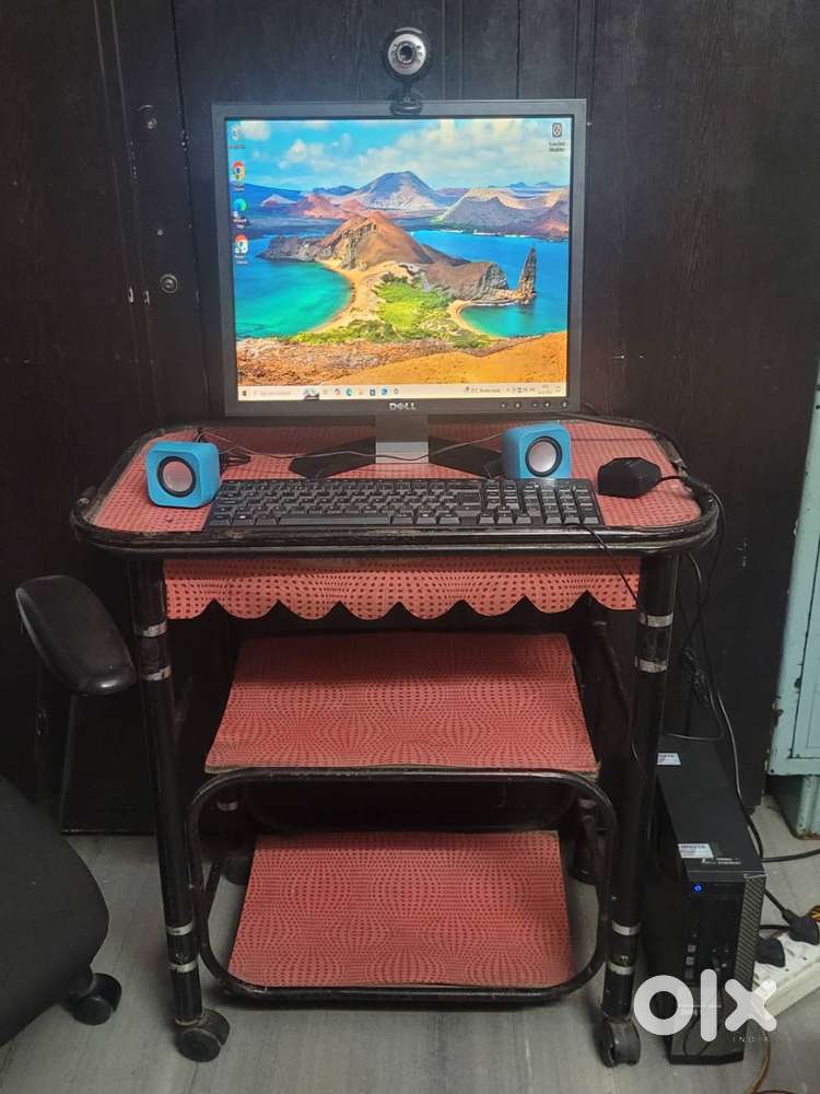* Dell computer , Computer office chair , Camera , HP Laser jet printe