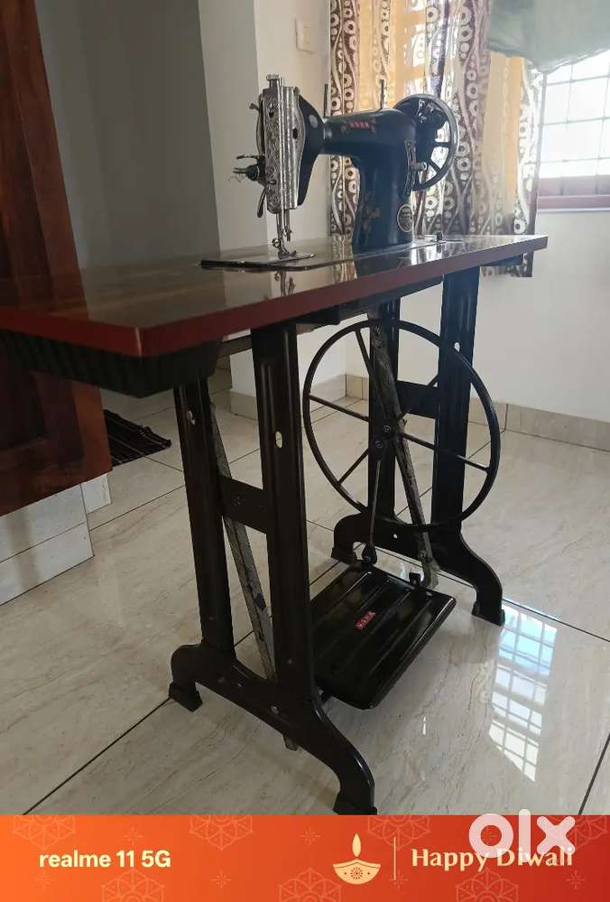 Usha Tailoring Machine