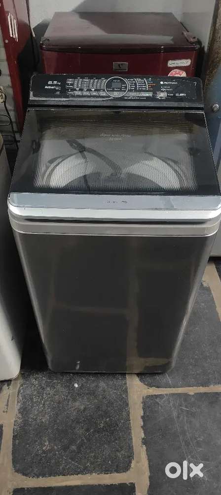 Second hand used washing machines available in good working condition.