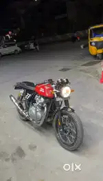Gt 650 rocker red colour