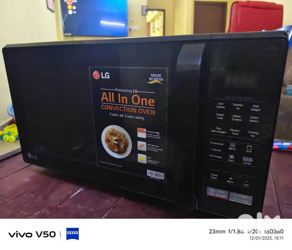 LG 28 L Convection Microwave Oven  (BLACK)