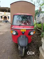 3 wheeler Tempo hai driver for Bajaj maxima CNG rickshaw tempo