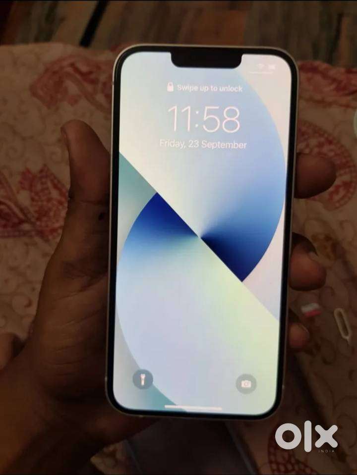 Iphone 13 colur white  storage 128