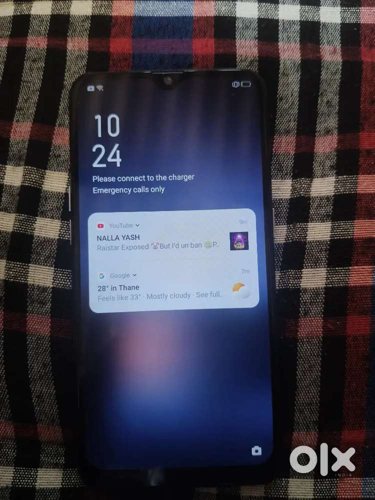 Selling old phone in good condition