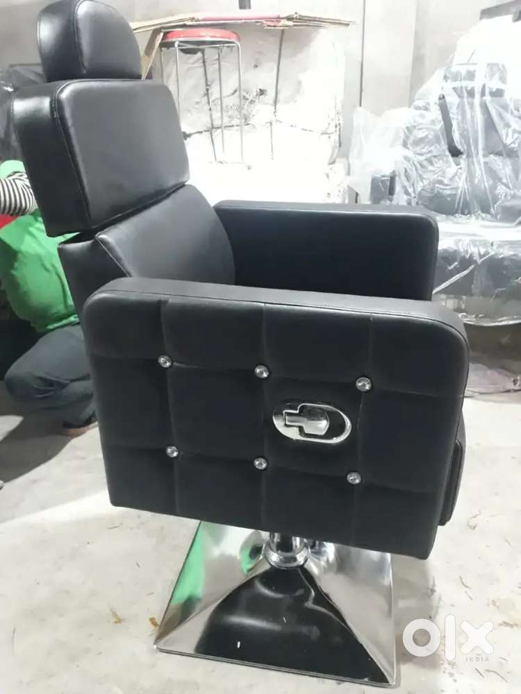 looking a warker for salon