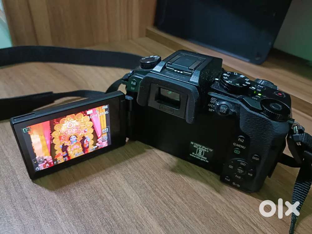 Panasonic Lumix Mirror less DSLR camera