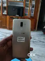 Samsung galaxy j8