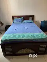 For Sale: Double Bed with Memory Foam Mattress + Pillows ️