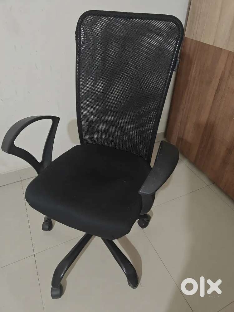 Office chair for sale for 800