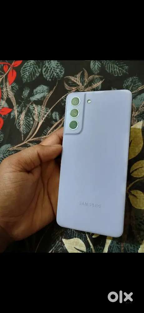 Samsung s21 fe excellent condition