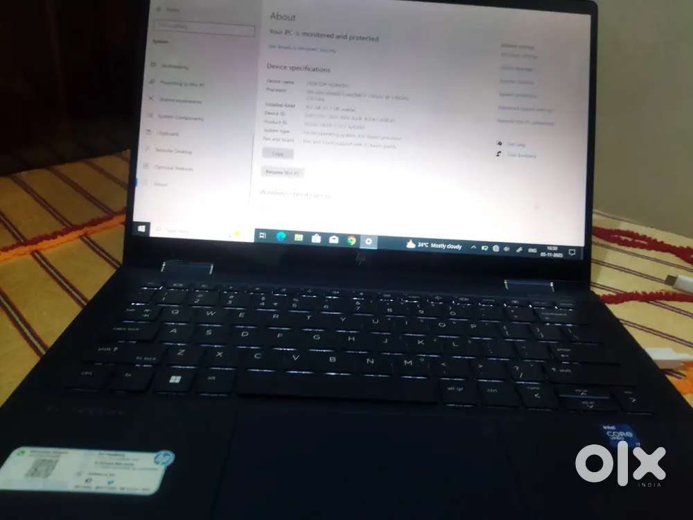 Hp 11 generation i7 laptop, screen touch.