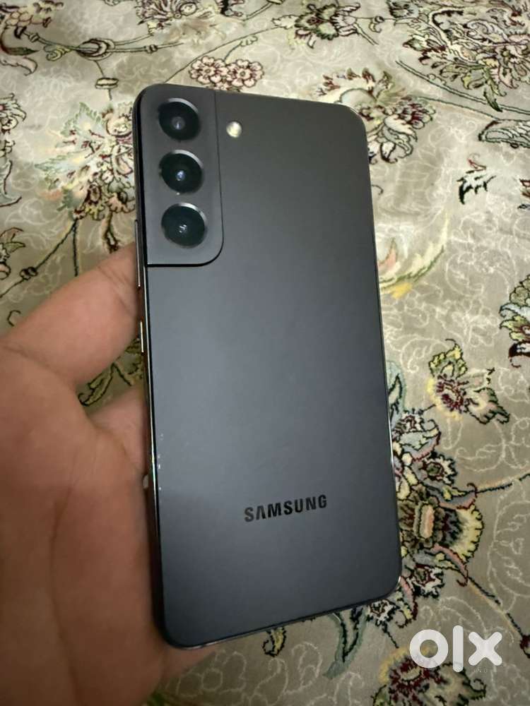 S22 box excellent condition