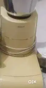 Mixer grinder in good condition