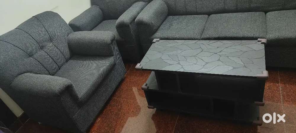Sofa set 3+1+1 with tea table
