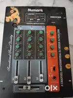 Duble 15 inches speaker boxes,with ahuja 1200 watts amp & mixer